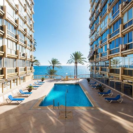 Rentandhomes Beachfront Marbella Center Exterior photo