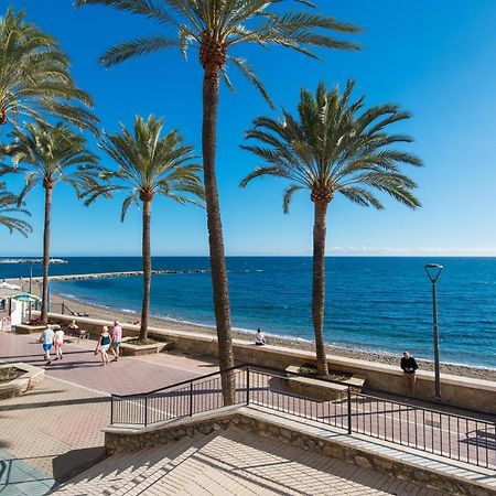 Rentandhomes Beachfront Marbella Center Exterior photo